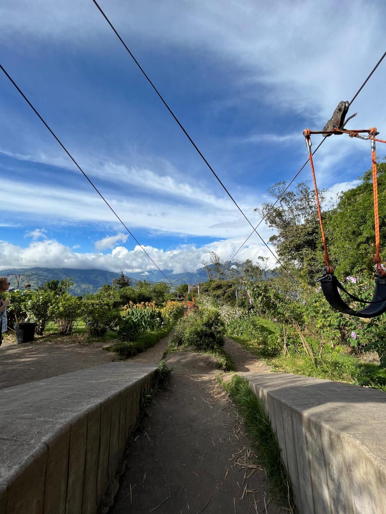 High-End Holiday Cabin - Tungurahua Hot Springs Baños Buitenkant foto