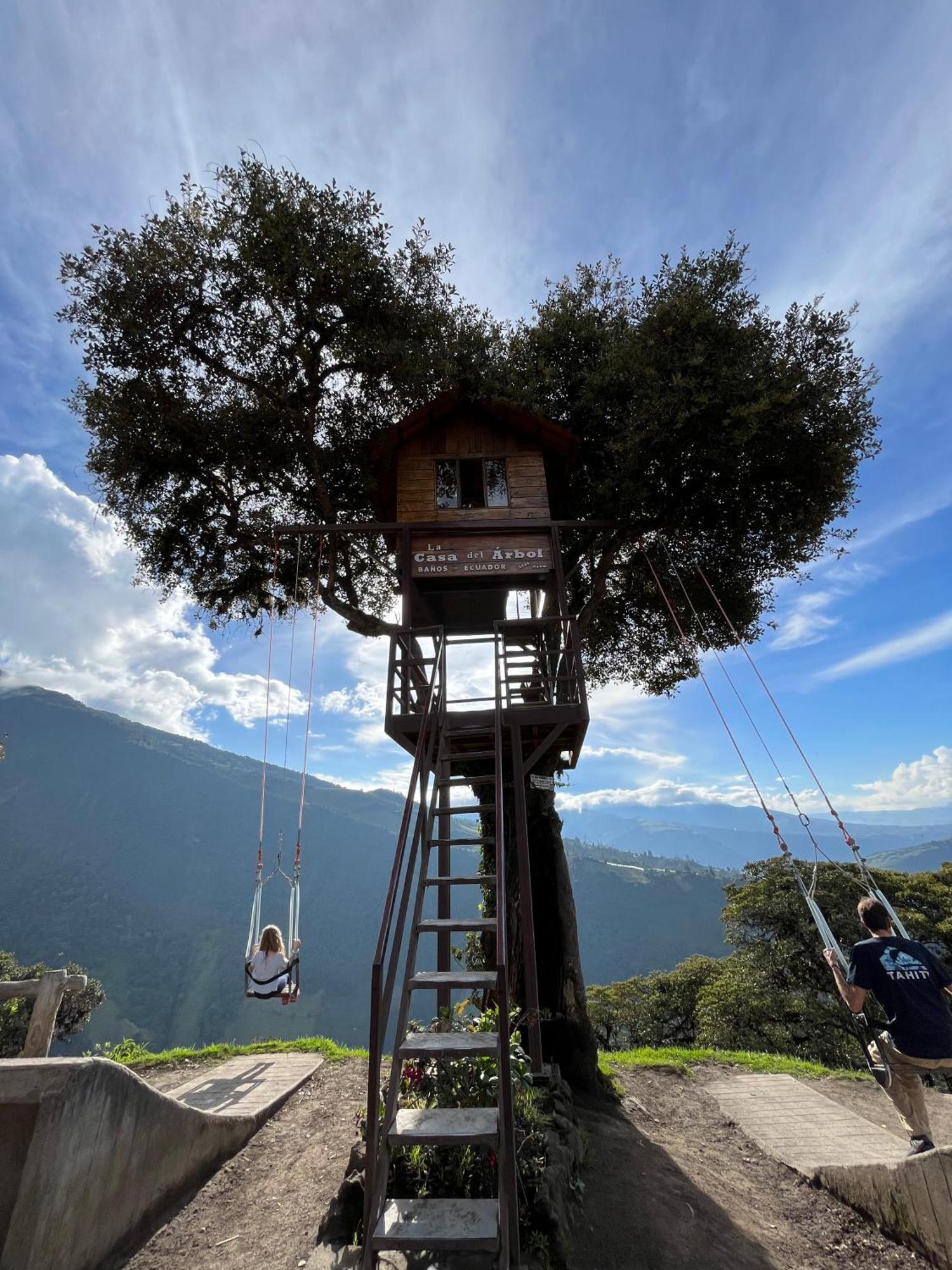 High-End Holiday Cabin - Tungurahua Hot Springs Baños Buitenkant foto
